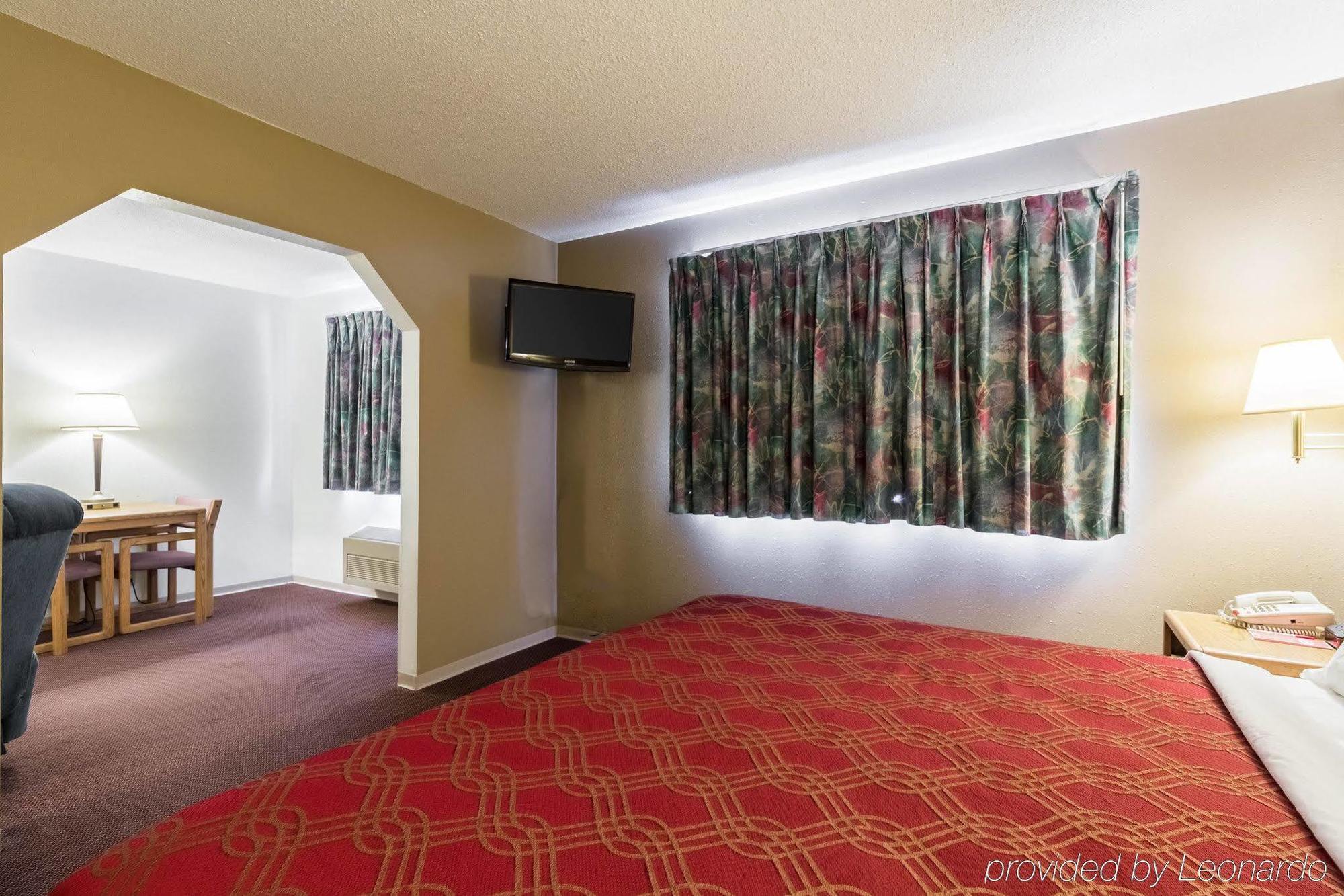 Econo Lodge Ortonville Esterno foto