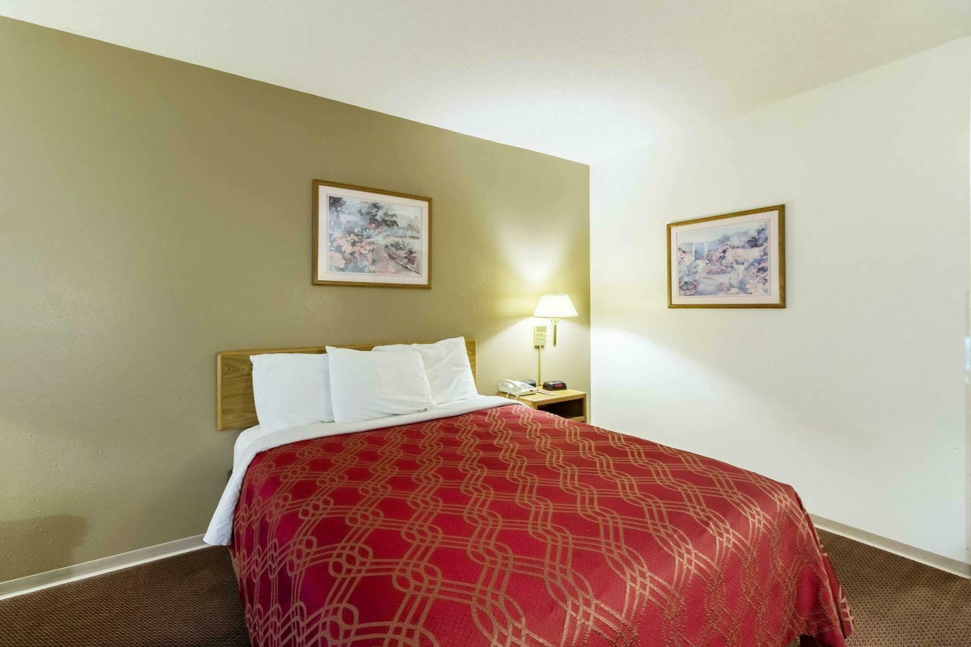 Econo Lodge Ortonville Esterno foto